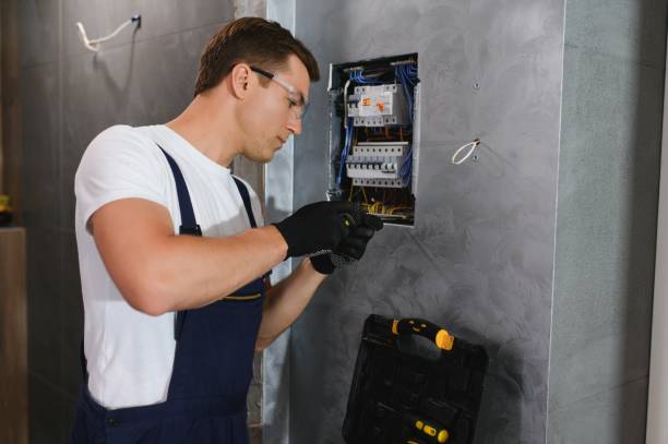 Best Electrical Repair Services  in Trumbull Center, CT